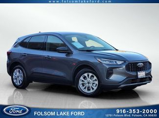 Used 2025 Ford Escape Active video 1