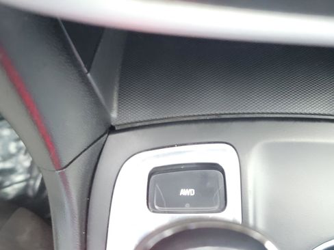 Used 2020 Chevrolet Equinox LS AWD/4WD image 24