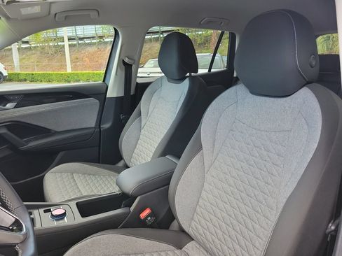 Used 2026 Volkswagen Tiguan S FWD image 18