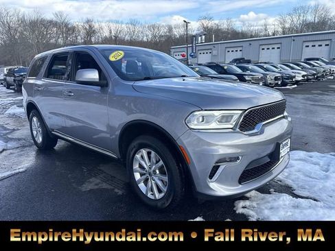Used 2021 Dodge Durango SXT image 2