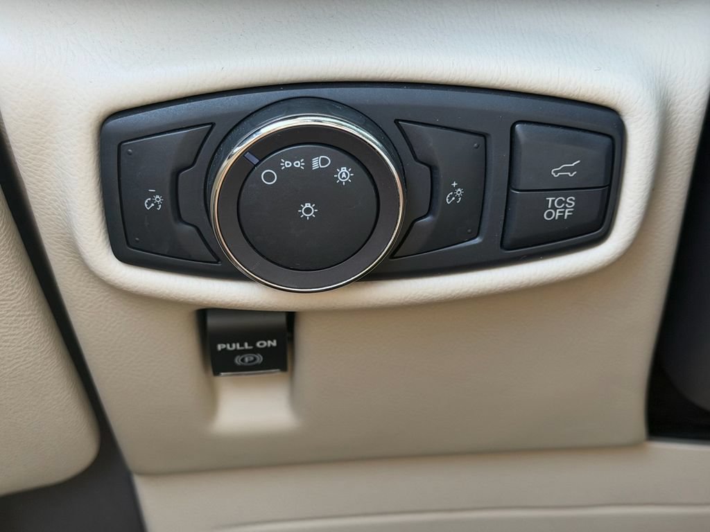 Used 2019 Lincoln Nautilus FWD image 31