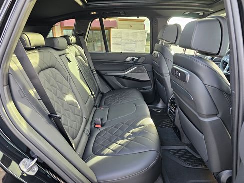 New 2026 BMW X5 xDrive40i w/ Executive Package image 14