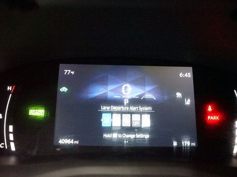 Certified 2025 Toyota Camry SE w/ Convenience Package image 19