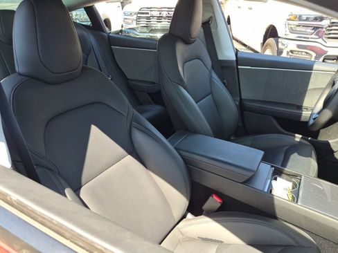 Used 2025 Tesla Model 3 Long Range RWD image 15