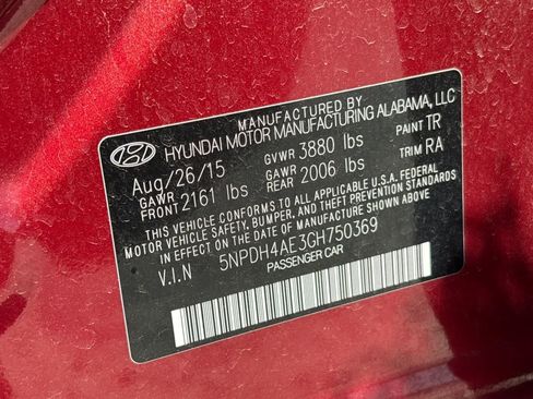 Used 2016 Hyundai Elantra SE FWD image 23