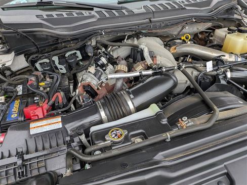 Used 2020 Ford F550 4x4 Regular Cab Super Duty image 14