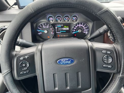 Used 2016 Ford F250 Lariat w/ Snow Plow Prep Package AWD/4WD image 14