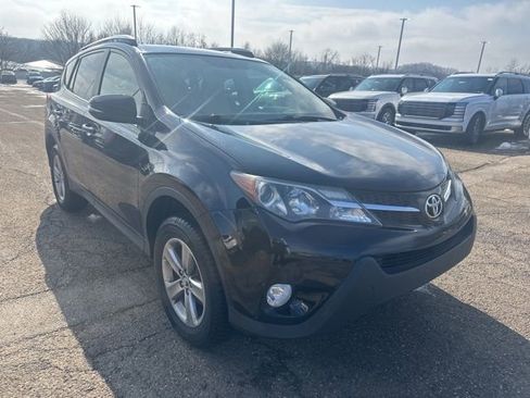 Used 2015 Toyota RAV4 XLE image 2