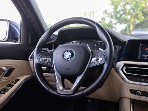Used 2021 BMW 330i xDrive Sedan w/ Convenience Package image 32