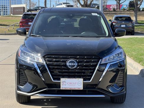 Certified 2025 Nissan Kicks Play S image 6