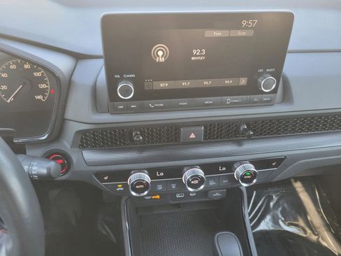 Used 2024 Honda CR-V Sport image 25