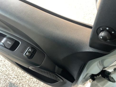 Used 2022 RAM ProMaster City Tradesman FWD image 9