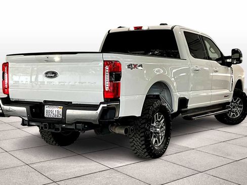 Used 2024 Ford F350 Lariat image 16