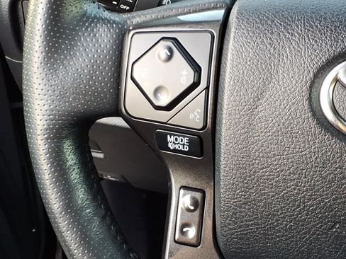 Used 2023 Toyota 4Runner TRD Off-Road Premium w/ Moonroof Package AWD/4WD image 17