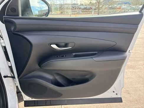 Used 2025 Hyundai Tucson SEL image 17