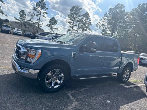 Used 2023 Ford F150 XLT w/ Equipment Group 302A High AWD/4WD image 4