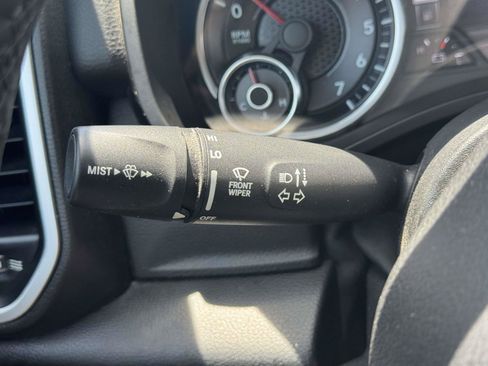Used 2019 RAM 1500 Big Horn AWD/4WD image 22