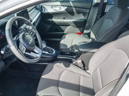 Certified 2023 Kia Forte LXS image 19