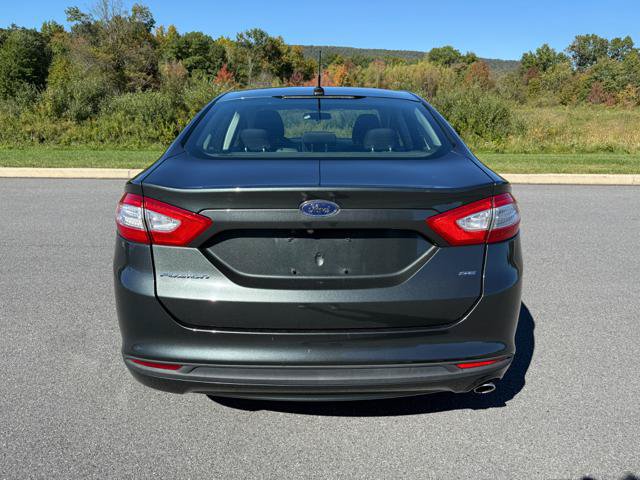 Used 2016 Ford Fusion SE FWD image 7