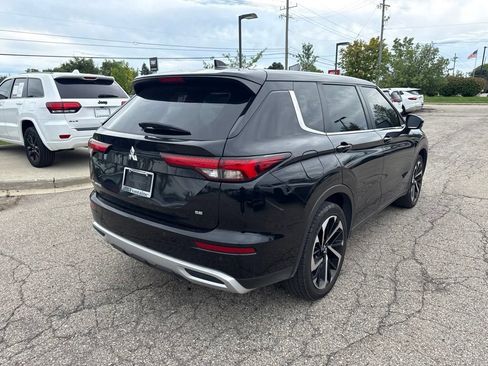 Used 2024 Mitsubishi Outlander SE FWD image 5