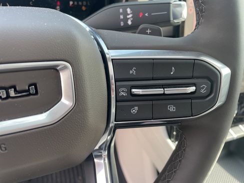 Used 2026 GMC Terrain Denali image 16