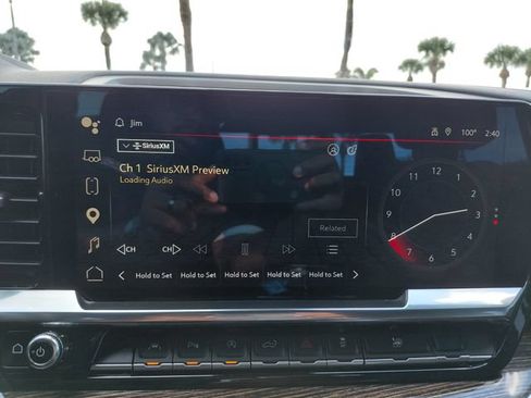 Used 2022 GMC Sierra 1500 Elevation w/ Preferred Package AWD/4WD image 18