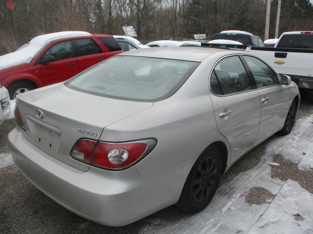 Used 2003 Lexus ES 330 FWD image 4