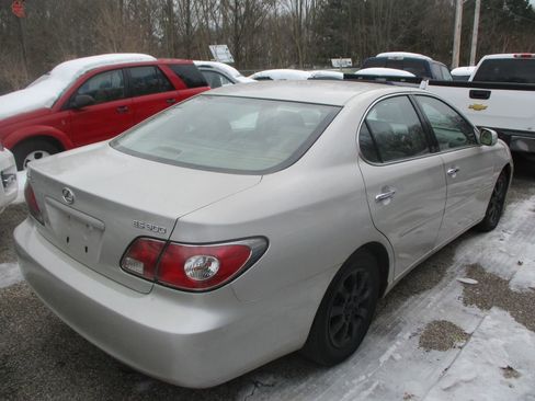 Used 2003 Lexus ES 330 image 4