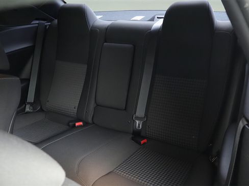 Used 2019 Dodge Challenger R/T Scat Pack w/ Shaker Package image 29