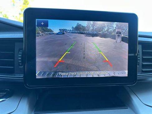 Used 2022 Ford Explorer XLT w/ Class IV Trailer Tow Package image 21