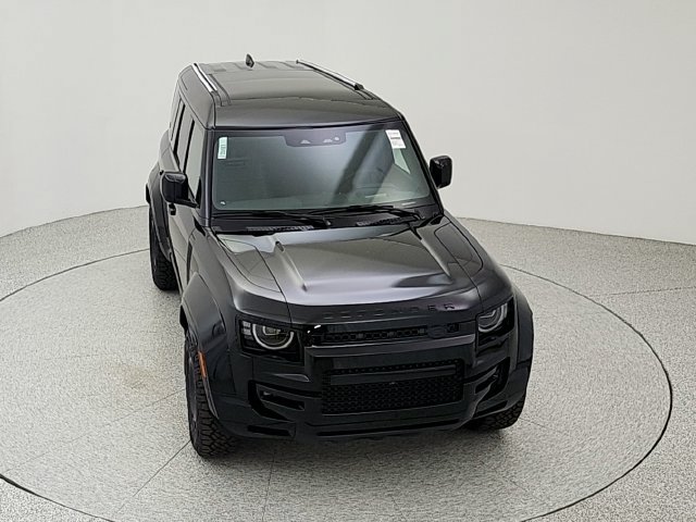 New 2026 Land Rover Defender 110 OCTA AWD/4WD image 14