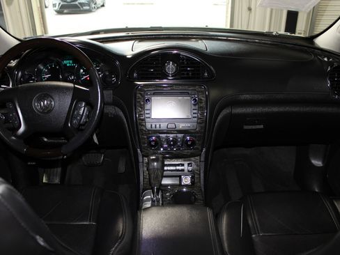 Used 2013 Buick Enclave Leather FWD image 12