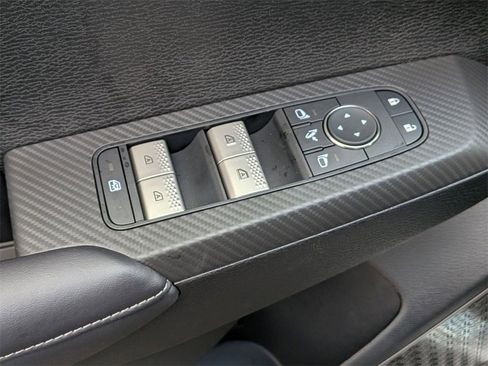 New 2026 Mitsubishi Outlander LE image 14