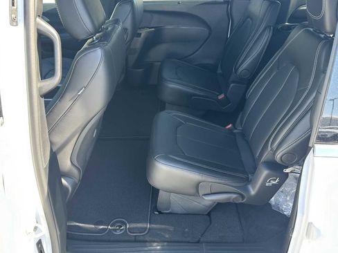 New 2026 Chrysler Voyager LX image 20