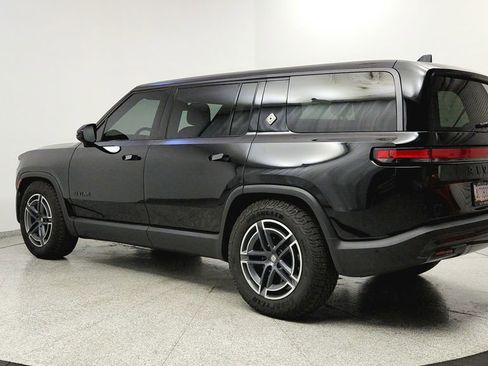 Used 2025 Rivian R1S Adventure image 3
