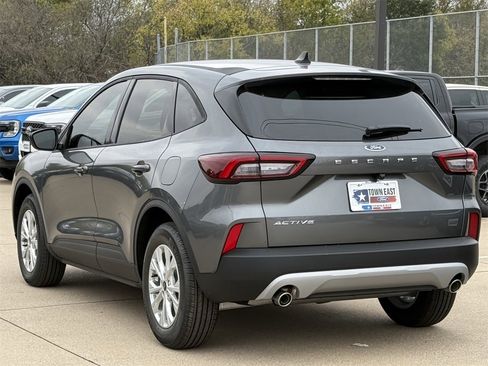 New 2026 Ford Escape Active image 28