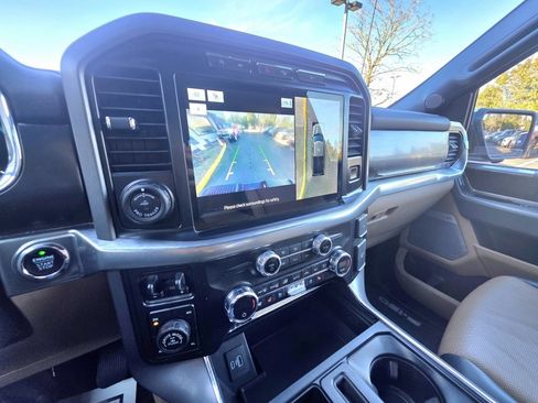 Used 2021 Ford F150 Lariat w/ Equipment Group 502A High image 10