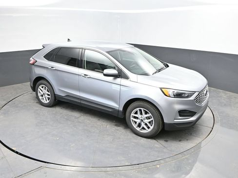 Used 2024 Ford Edge SEL AWD/4WD image 24