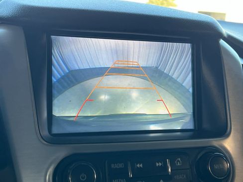 Used 2017 GMC Yukon XL SLT image 20