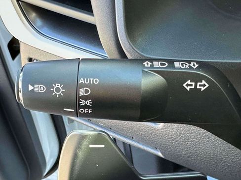 Used 2026 Nissan Rogue SV image 24