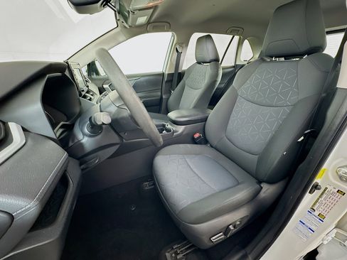 Used 2020 Toyota RAV4 XLE w/ All Weather Liner Package AWD/4WD image 13