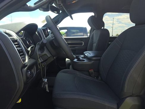Used 2026 RAM 2500 Big Horn AWD/4WD image 2