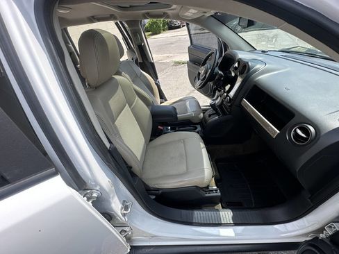 Used 2016 Jeep Compass 75th Anniversary w/ Power Value Group image 25