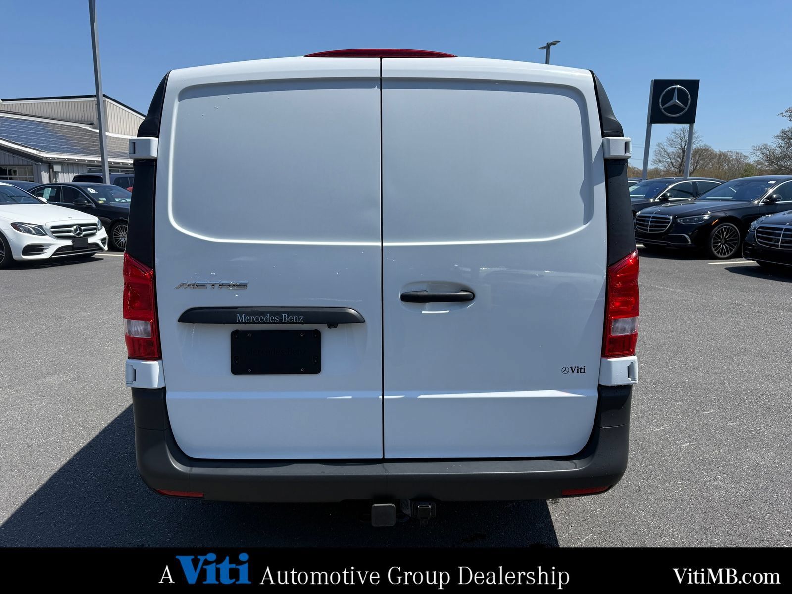 Used 2023 Mercedes-Benz Metris image 7