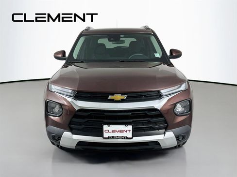Used 2023 Chevrolet TrailBlazer LT FWD image 3