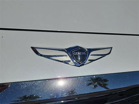 Used 2019 Genesis G90 3.3T Premium image 11