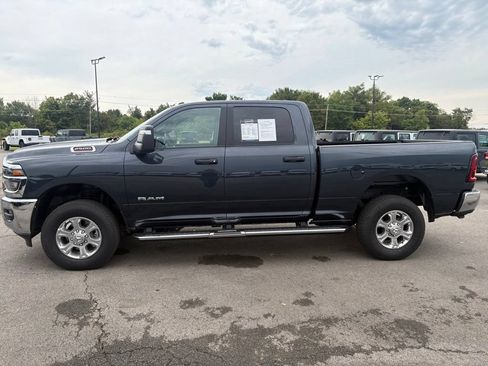 Used 2026 RAM 2500 Big Horn AWD/4WD image 4