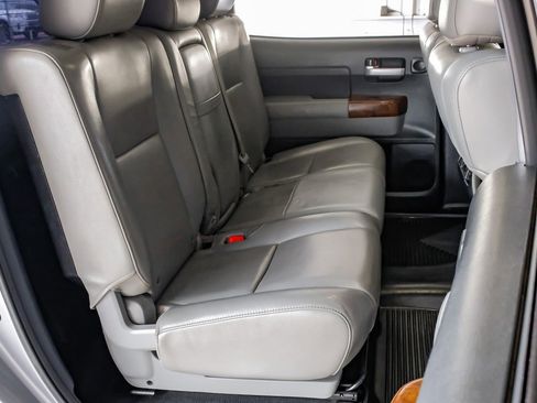 Used 2012 Toyota Tundra Limited image 33