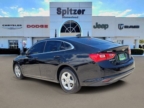 Used 2022 Chevrolet Malibu LS FWD image 3
