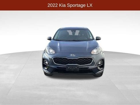 Used 2022 Kia Sportage LX w/ LX AWD Value Edition Package image 2